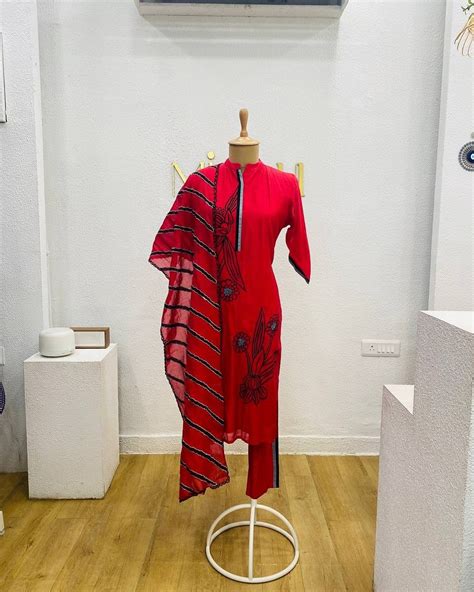 mishu closet